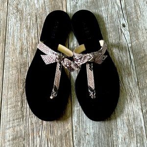 M.Gemi black sole snakeskin leather bow thong sandal made in Italy sz 39/9